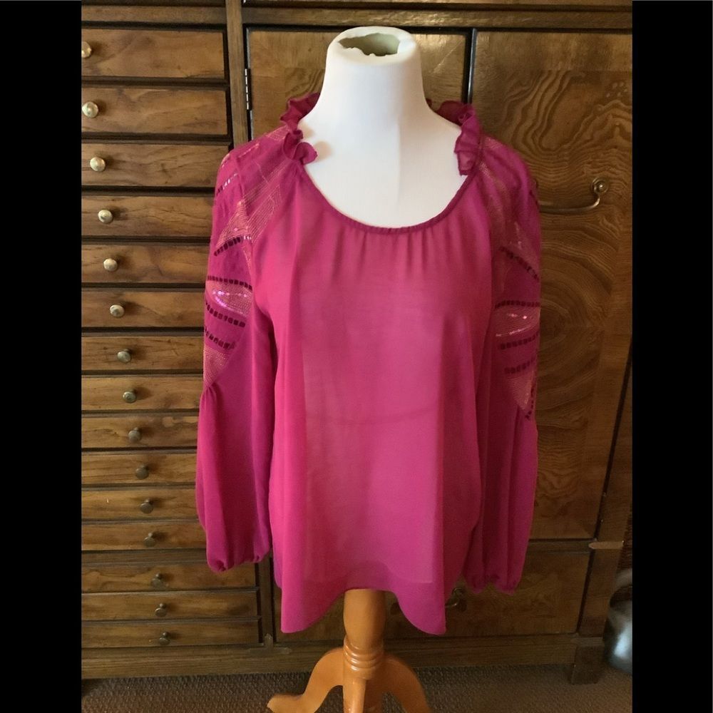Women’s Elegant Fate Blouse